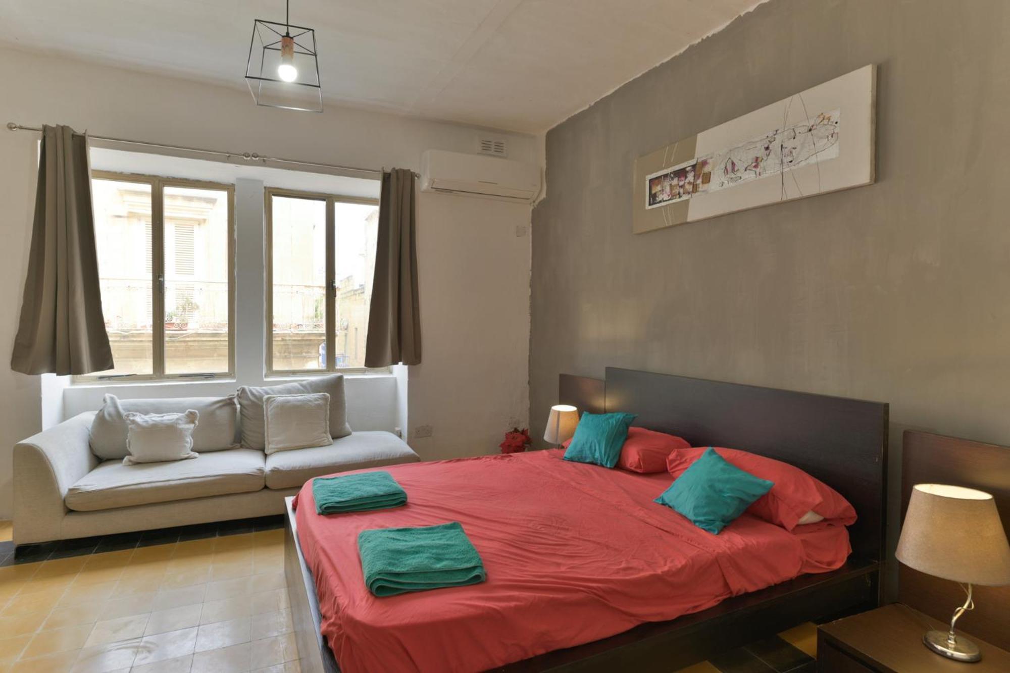New 1 Bedroom Apartment In Valletta City Centre With Terrace And Views Dış mekan fotoğraf